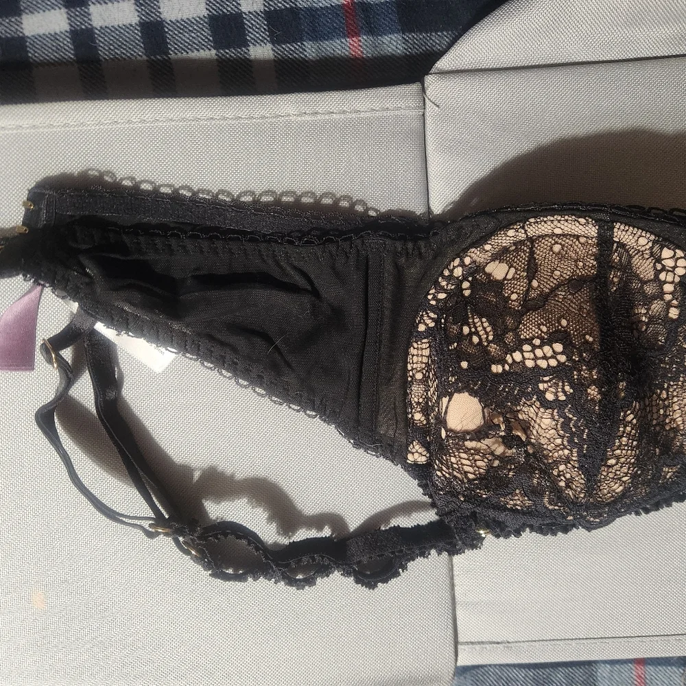 Lace Black and Tan Bra - Picture 6 of 6